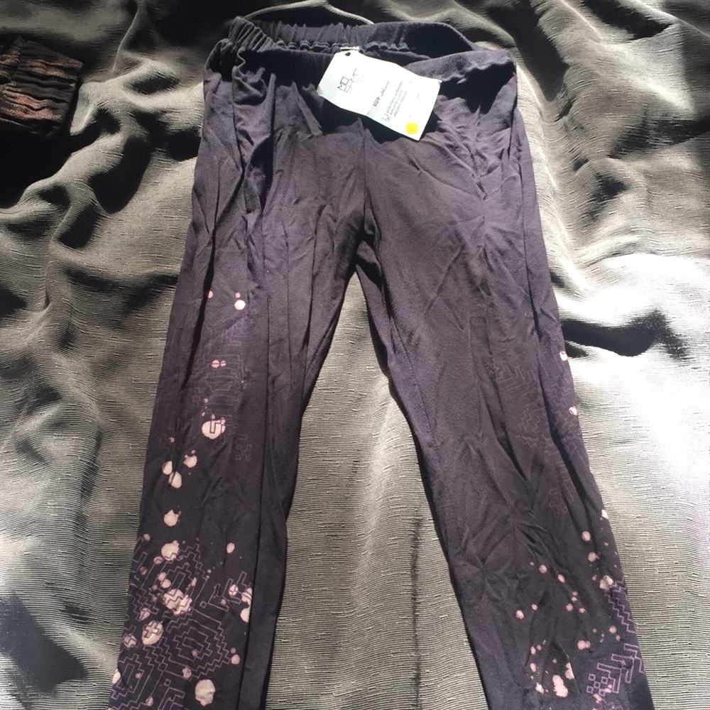 Nwt purple leggings
